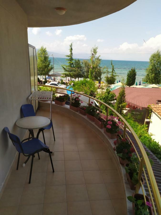 Hotel Saint Marena Pogradec Exterior foto